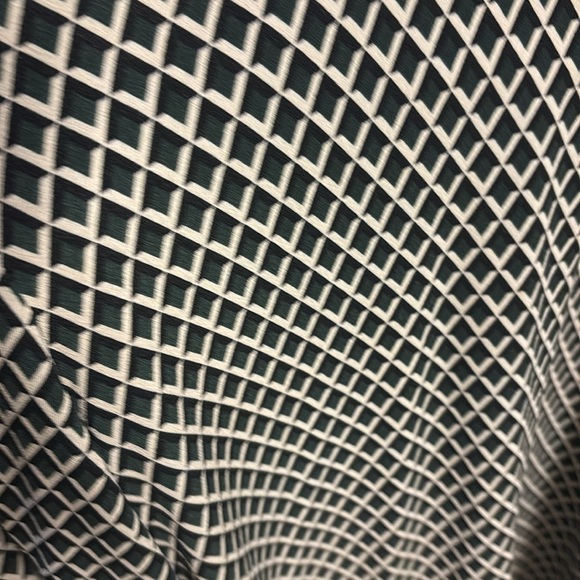 Adrianna Papell Black and White Patterned Top - Picture 4 of 8